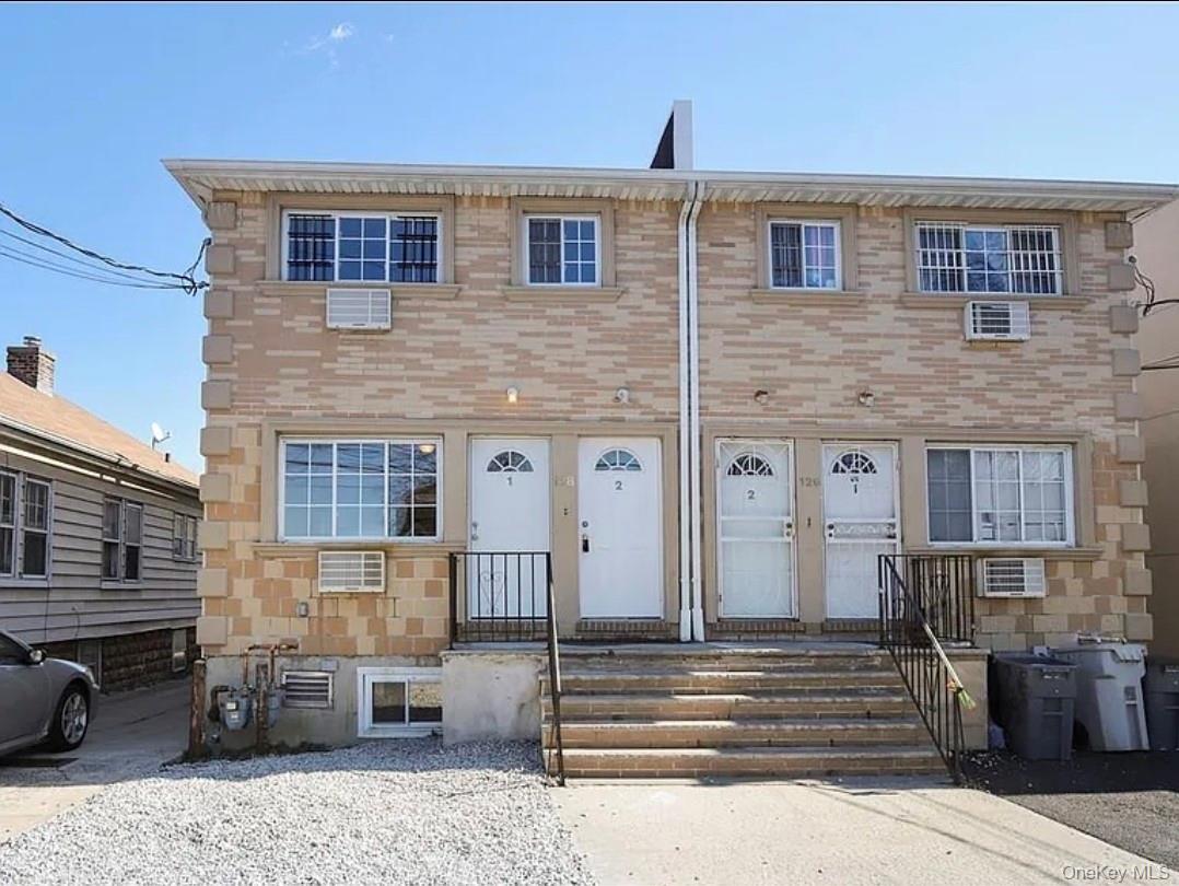 128 Pugsley Ave Unit 2