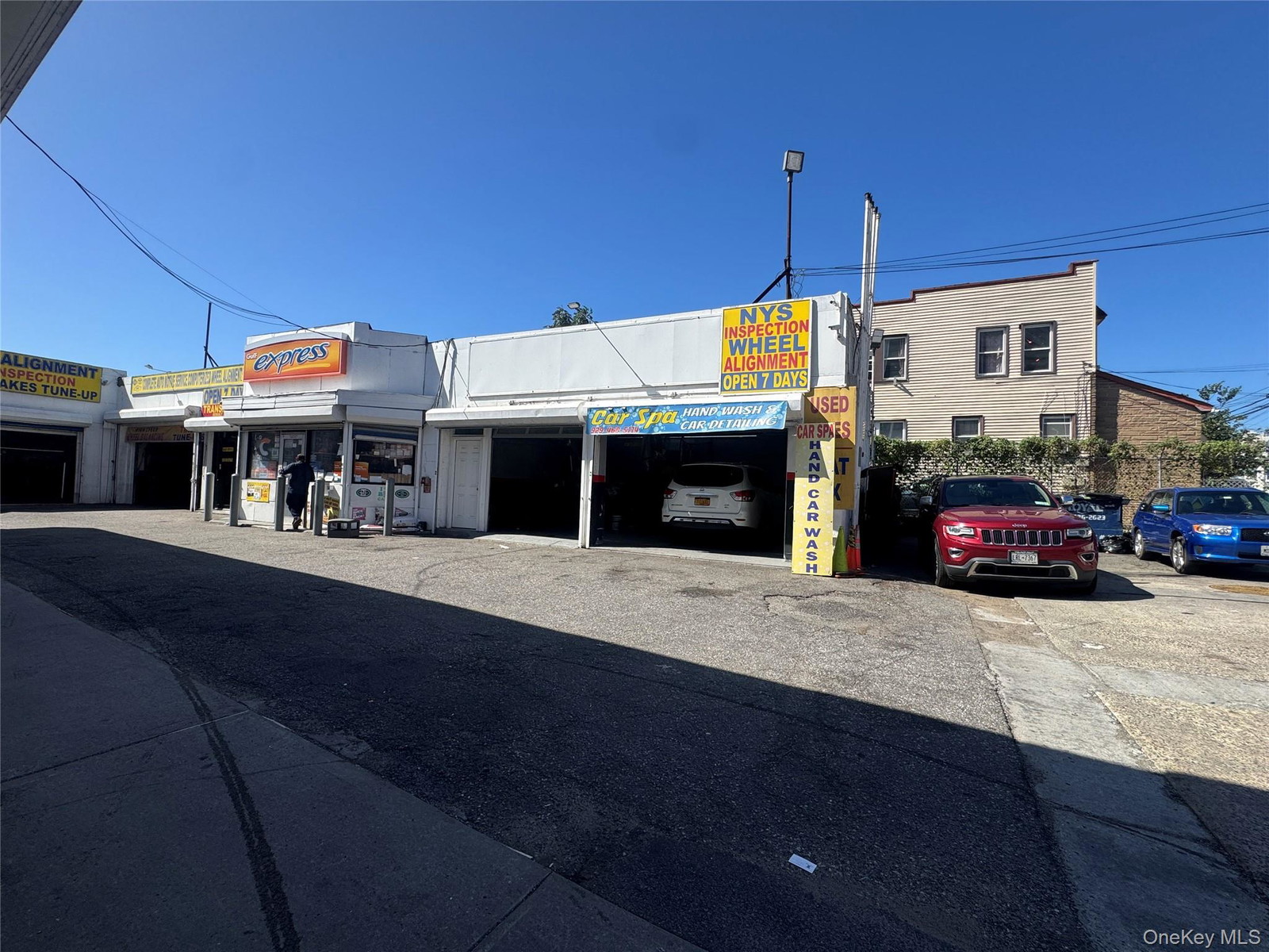 18433 Jamaica Ave