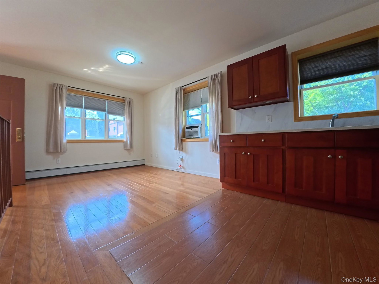 22003 64th Ave Unit 1fl