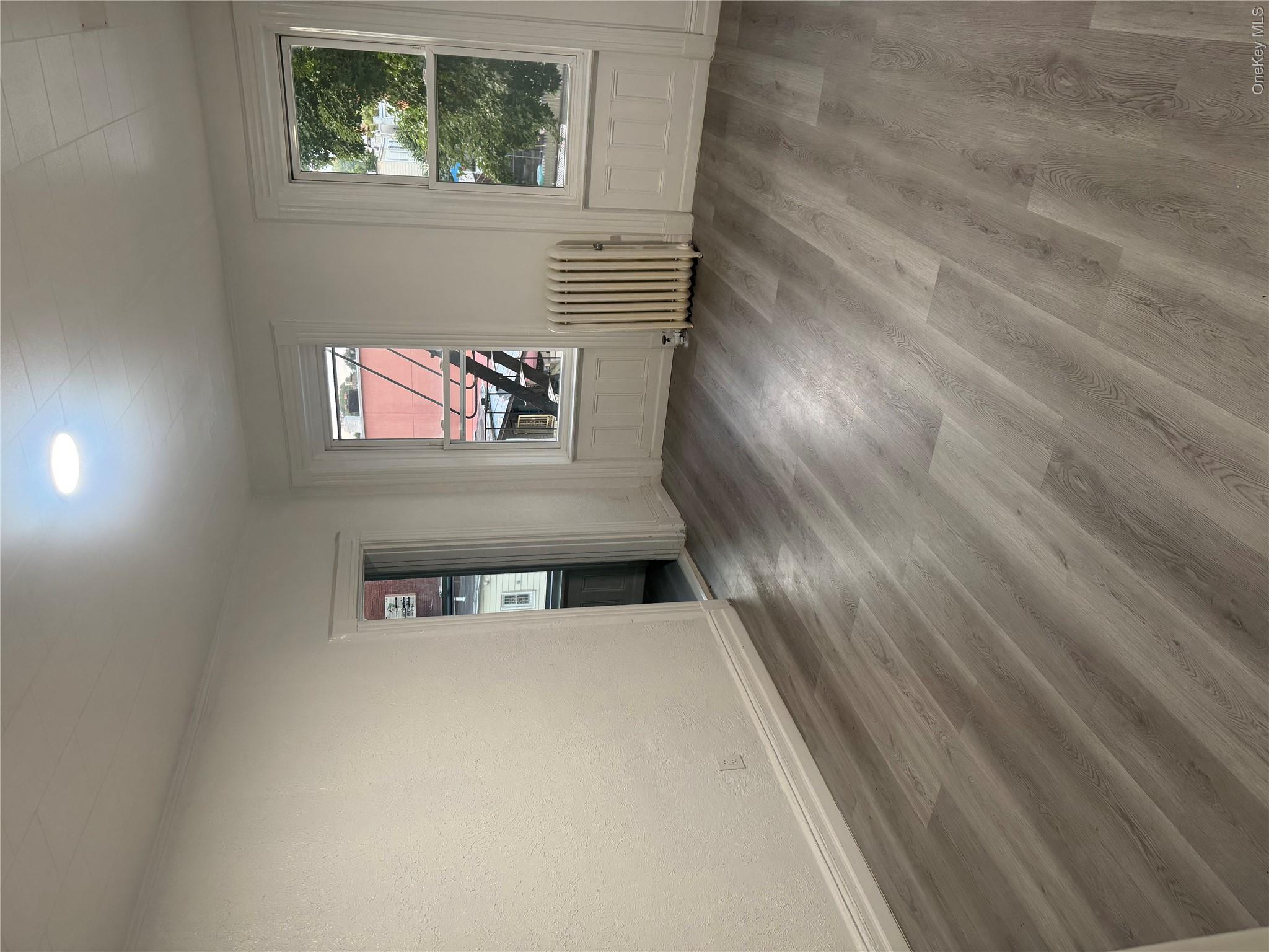 255 Ridgewood Unit 2