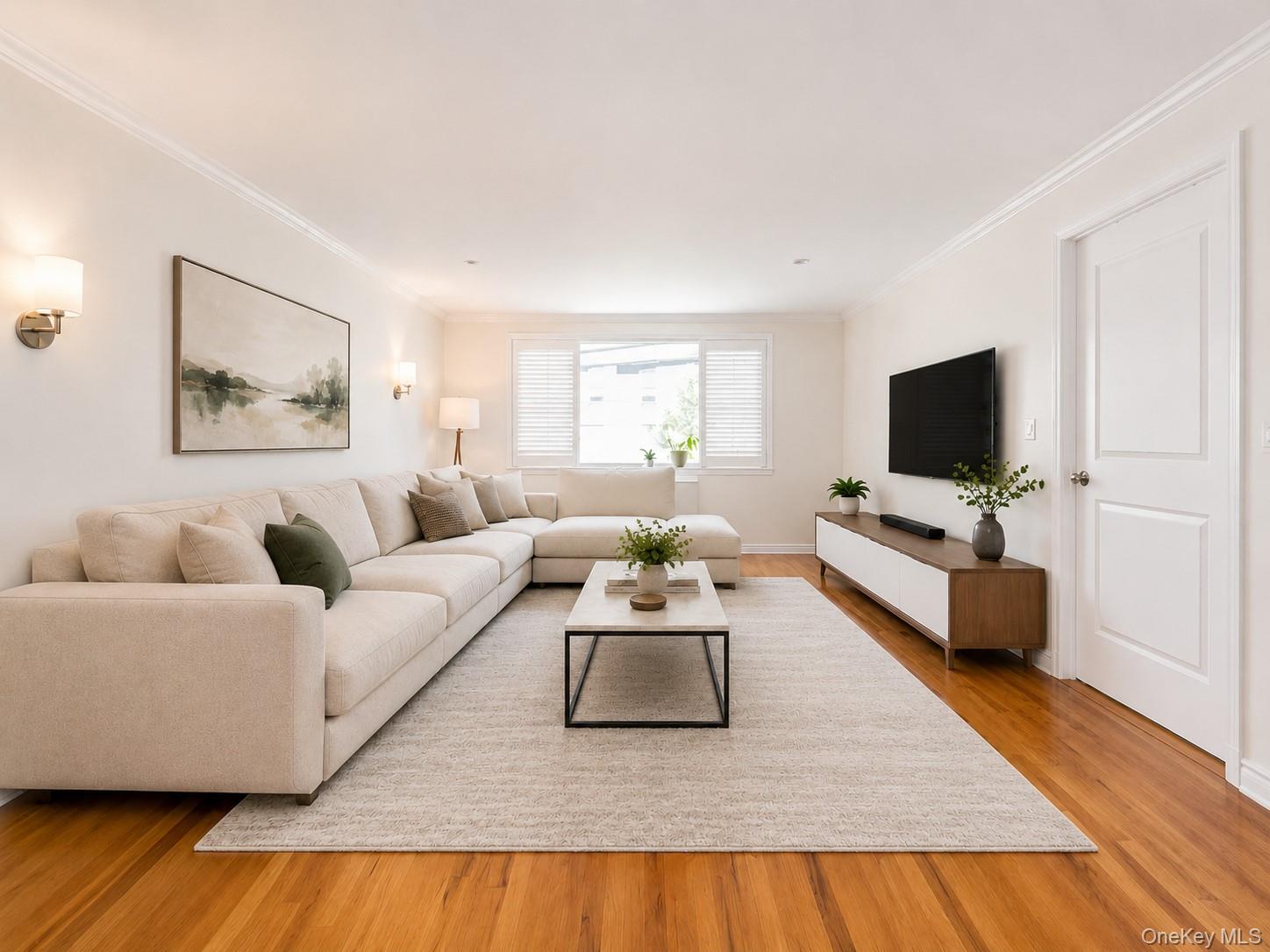 3800 Blackstone Ave Unit 2S