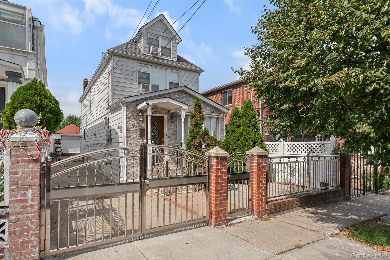 2310 102nd St