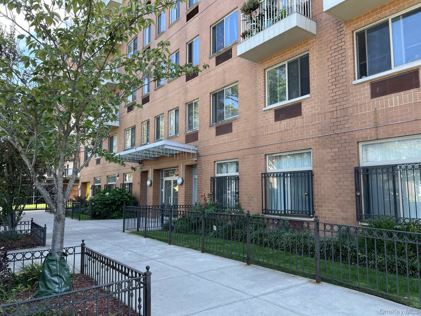 14320 Hoover Ave Unit 603
