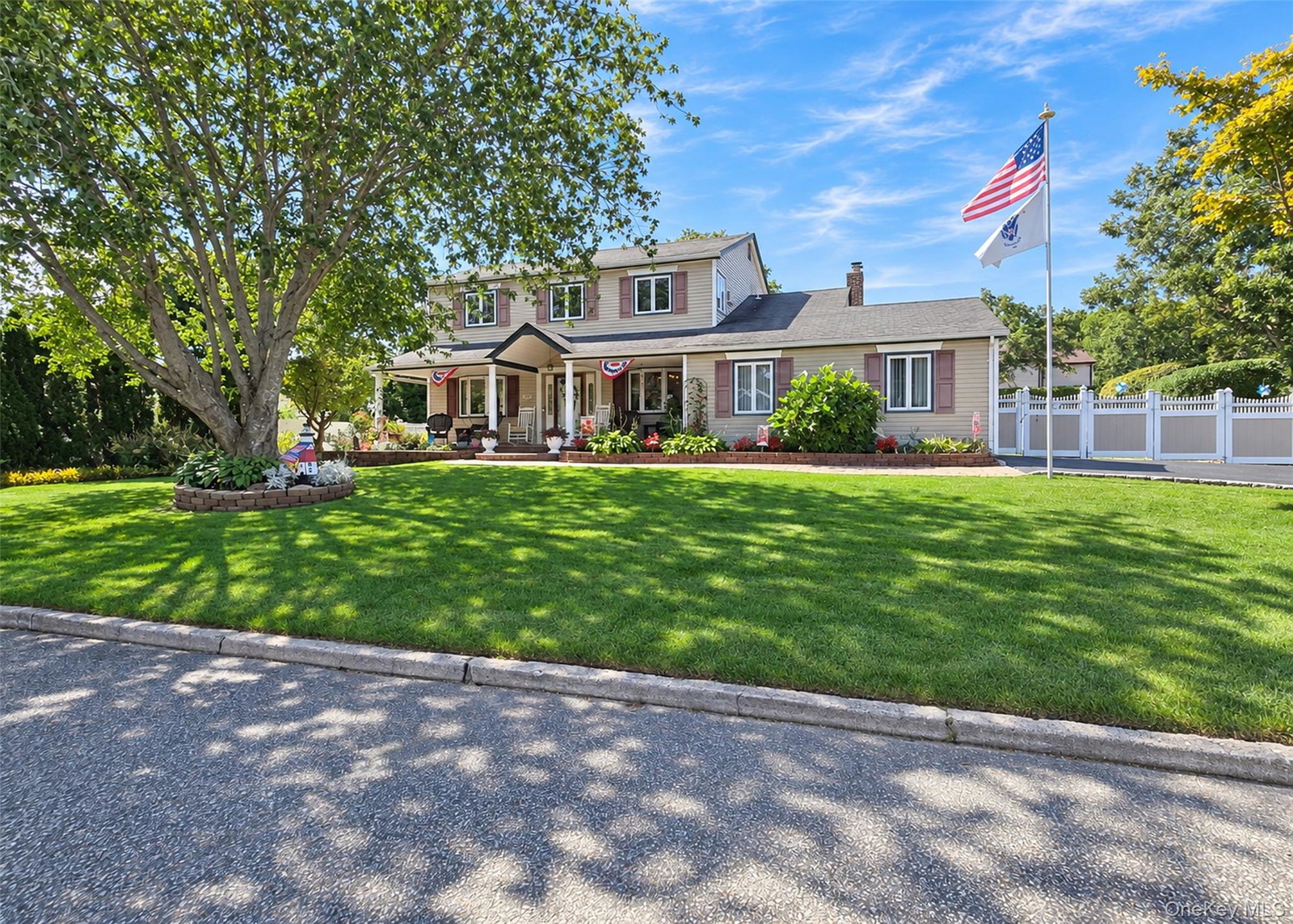 122 Evergreen Ave