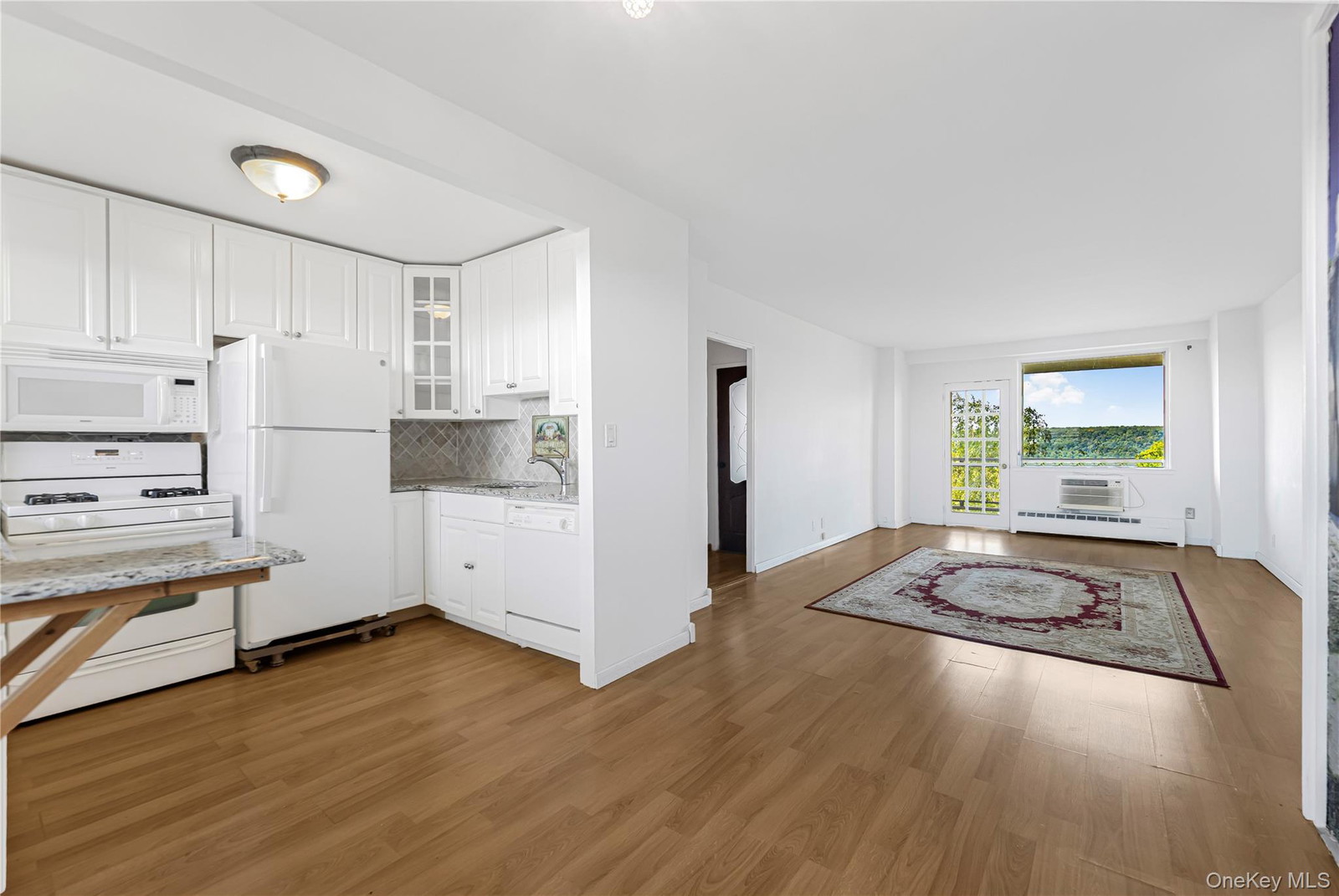 5800 Arlington Ave Unit 7L