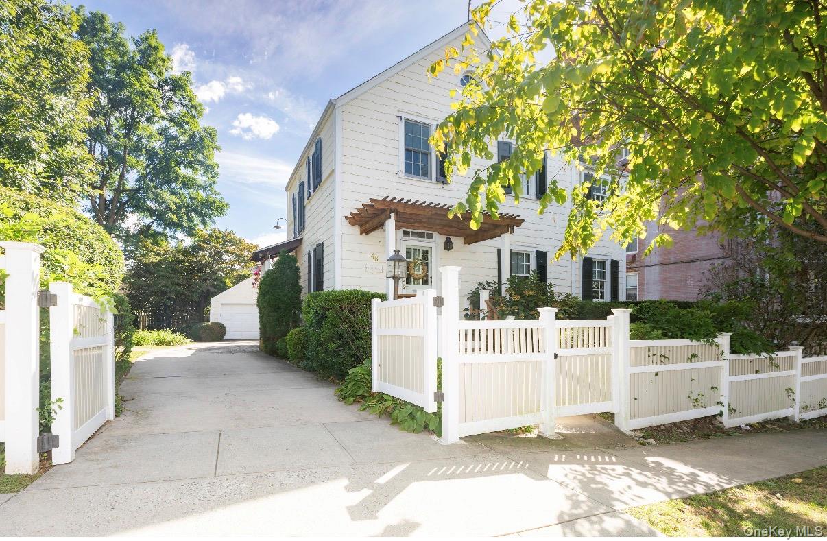 46 Pilot St