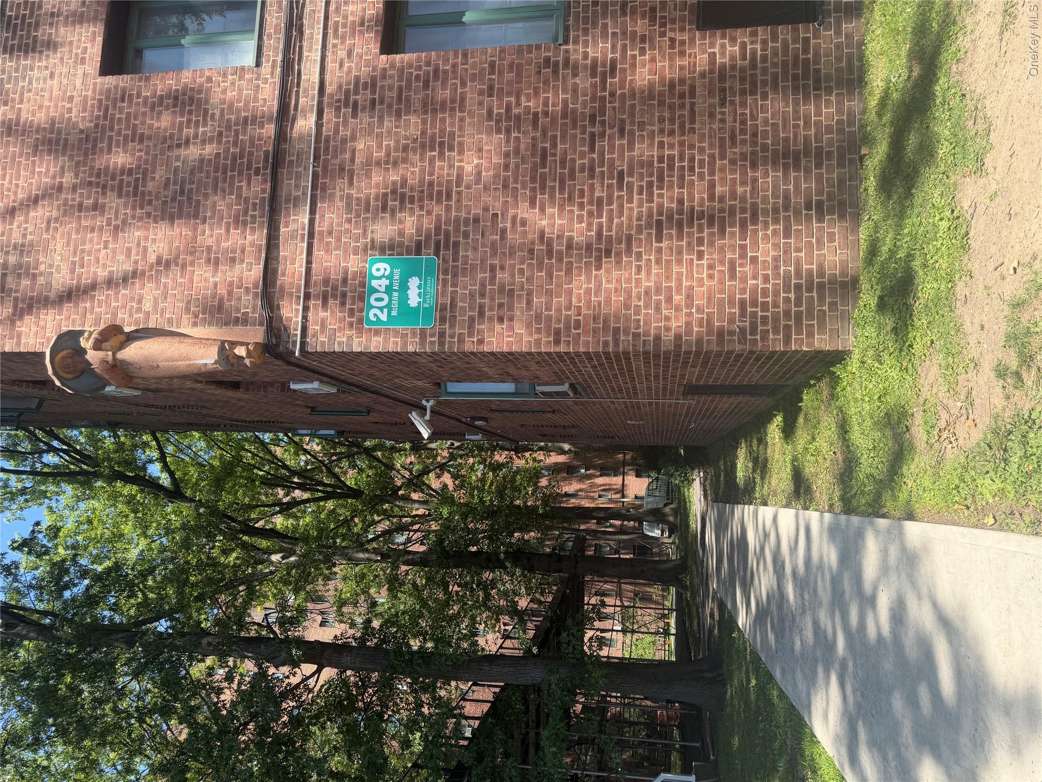 2049 Mcgraw Ave Unit 6H