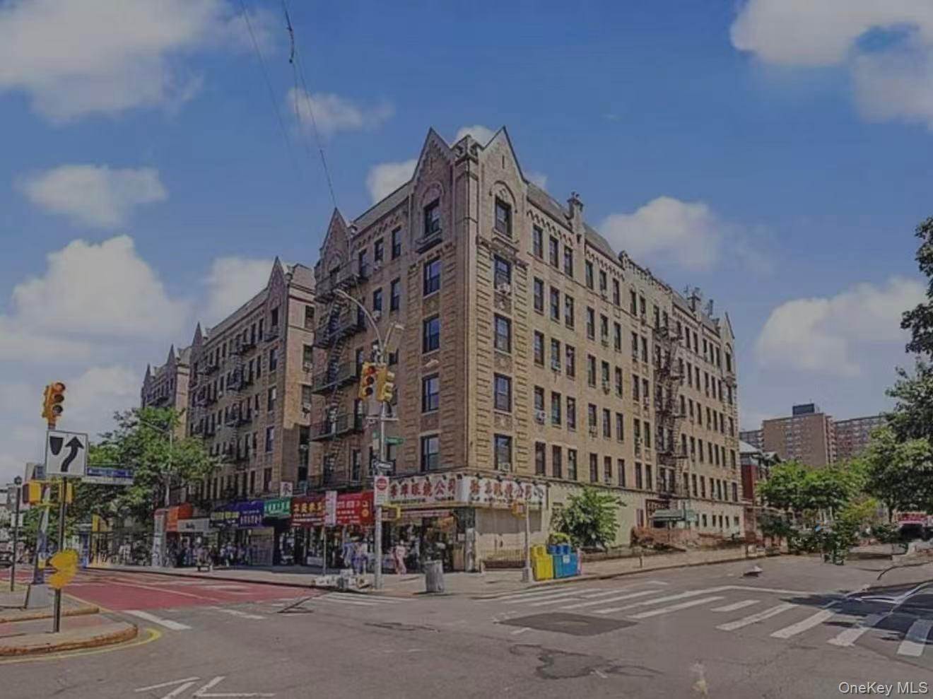 13605 Sanford Ave Unit 4O