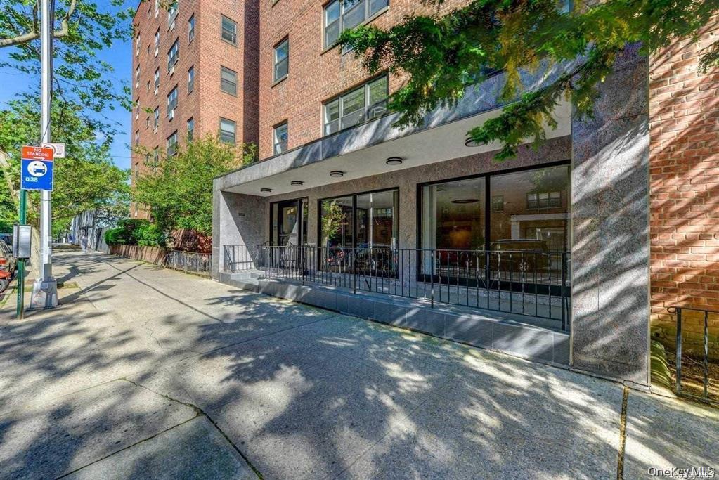 9910 60th Ave Unit 5A