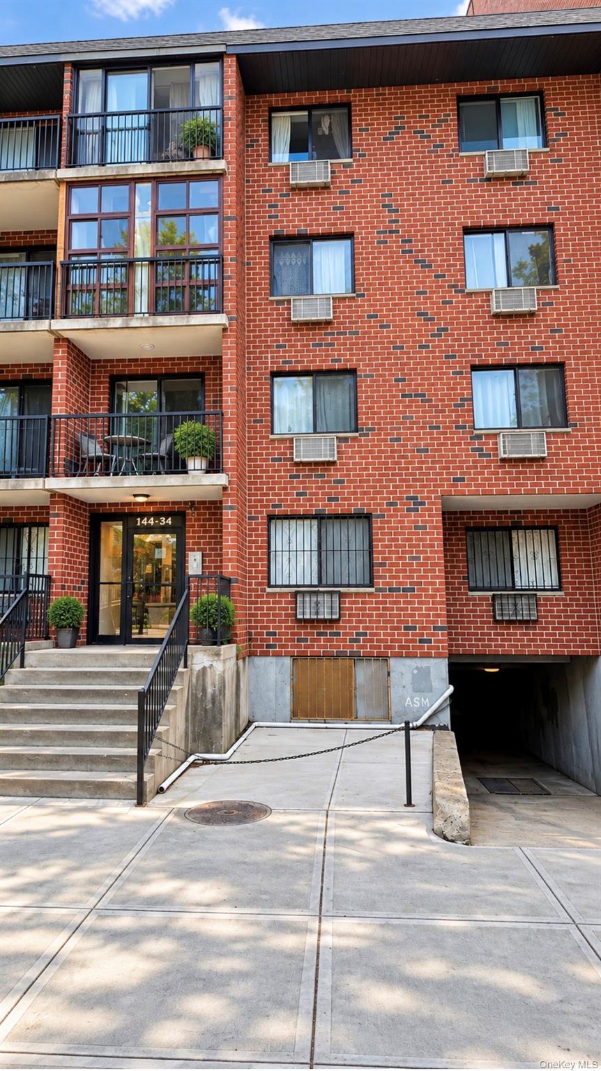 14434 37th Ave Unit 201