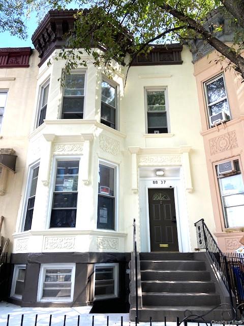 8837 161st St