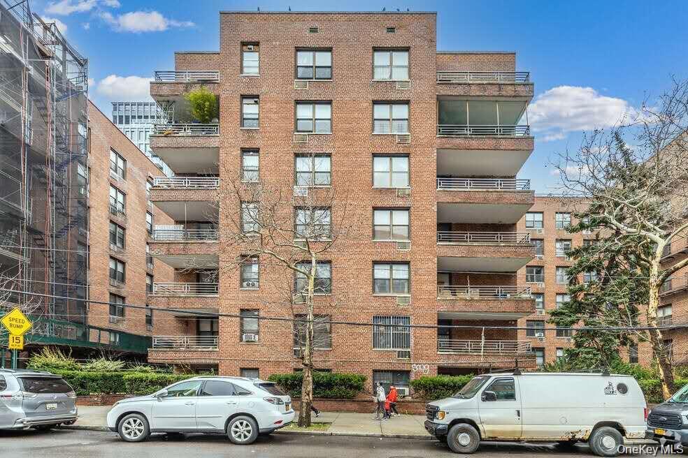 13815 Franklin Ave Unit 629