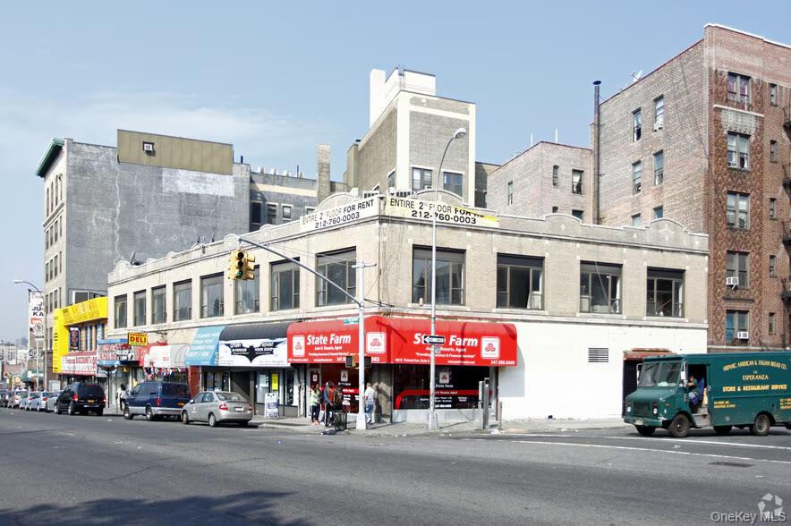 563 E Tremont Ave