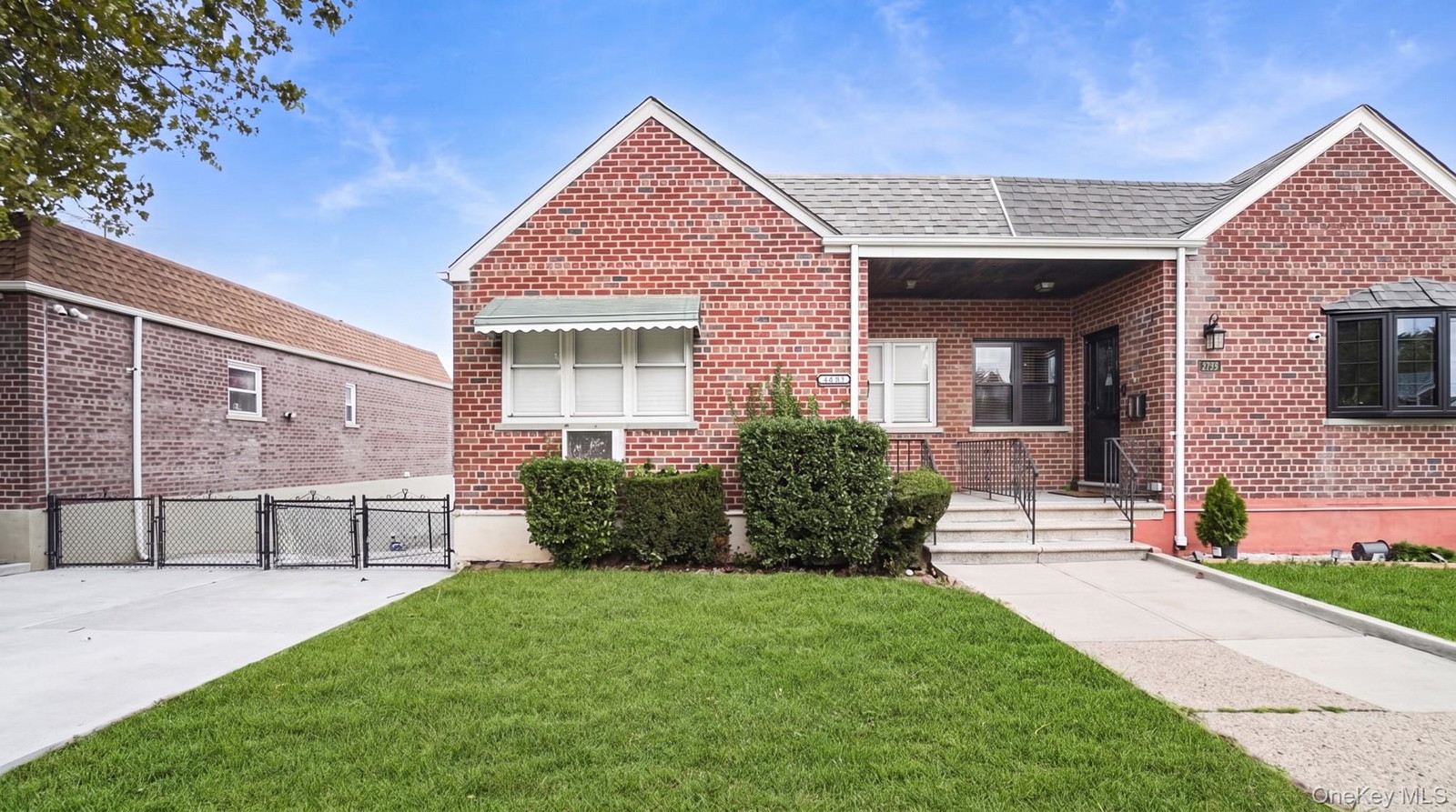 1008 Huntington Ave
