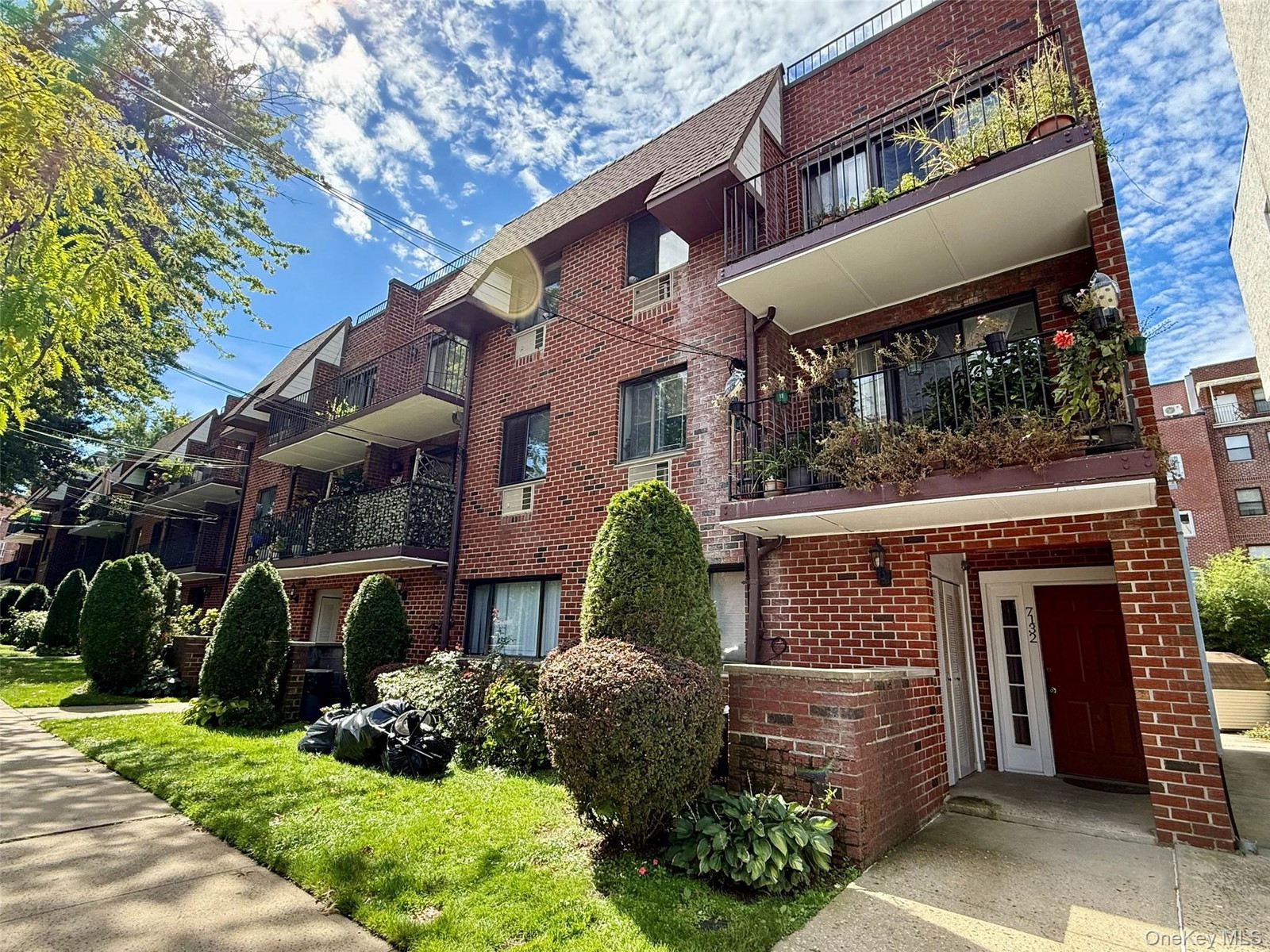 7132 163rd St Unit 1