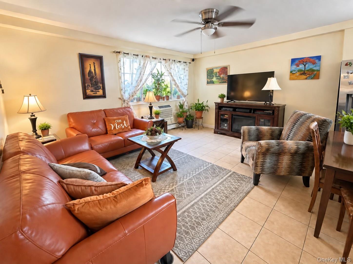 2135 Crotona Ave Unit 2B