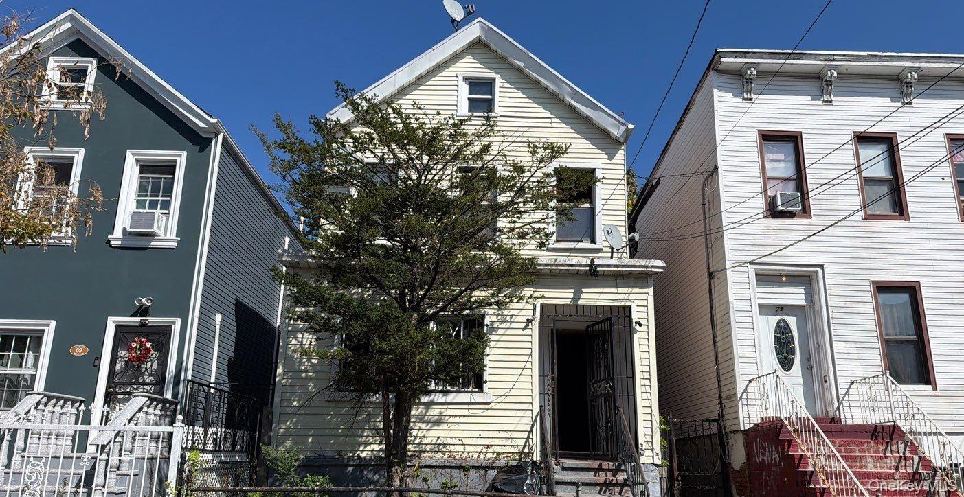 71 Milford St