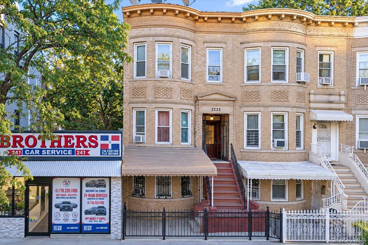 243 Crescent