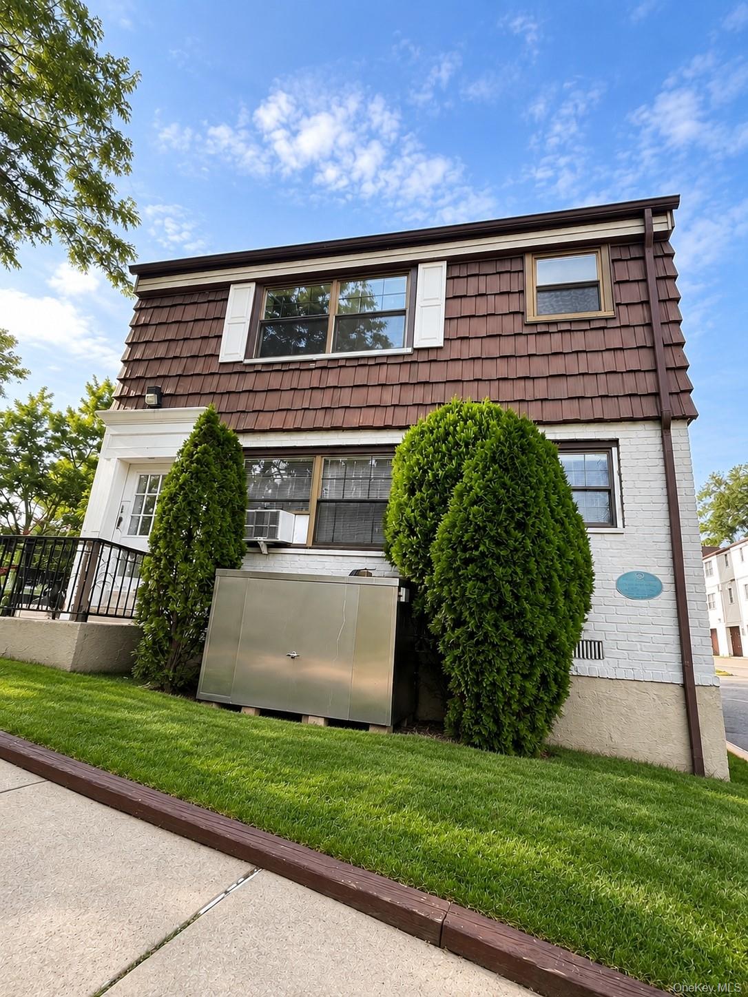 67-37 136th St Unit B
