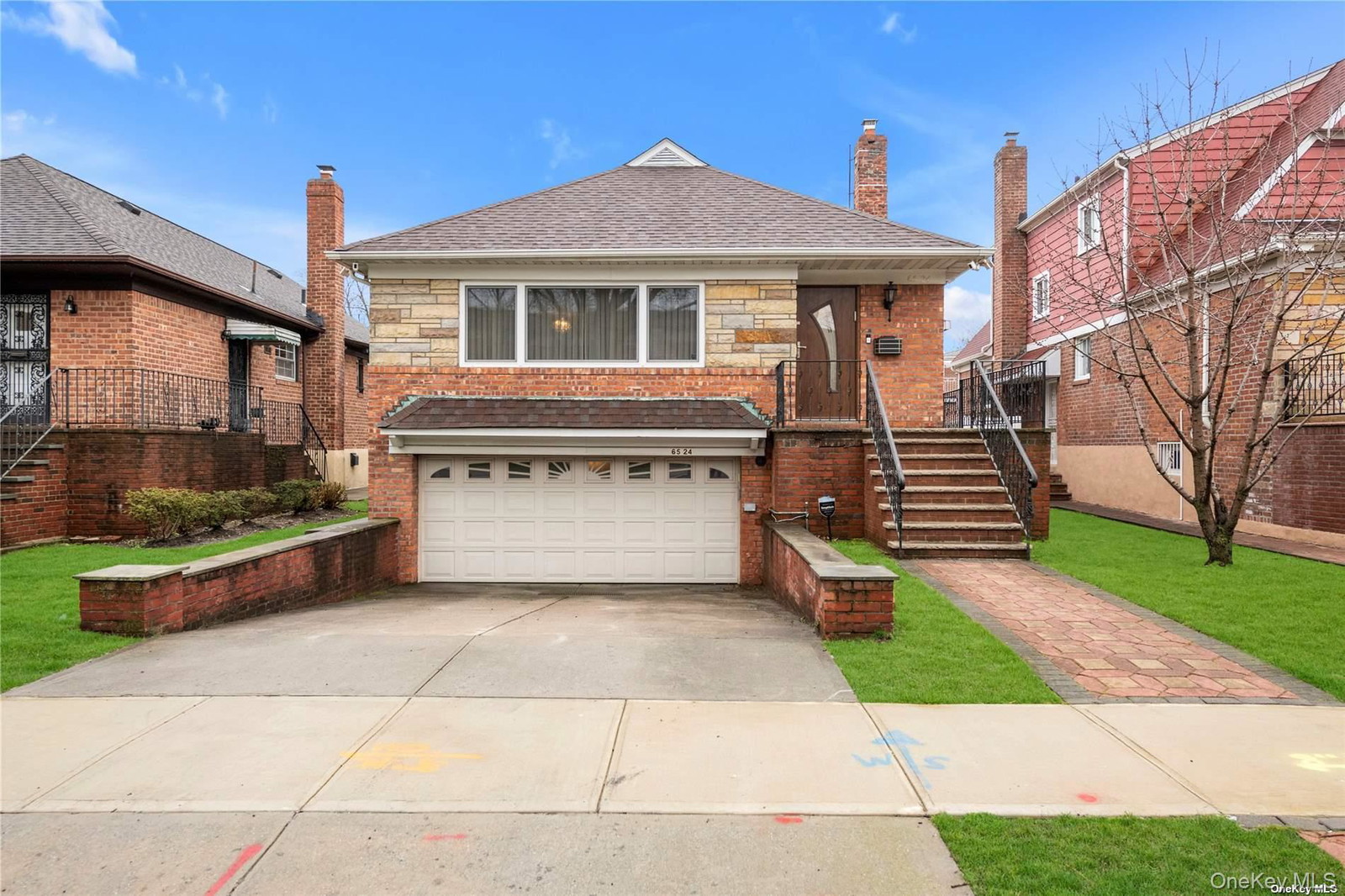 6524 Ellwell Cres