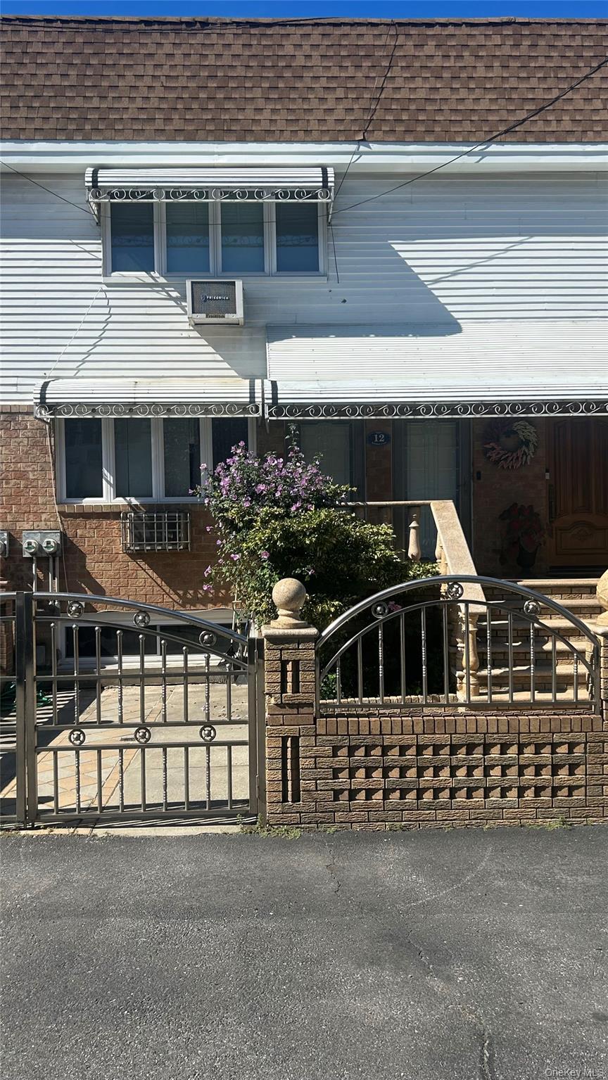 12 Mckibbin Court