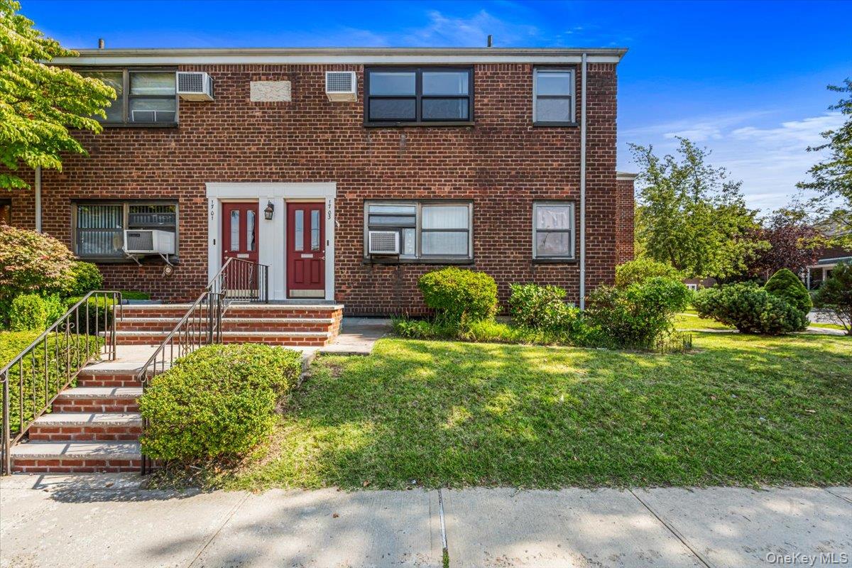 1703 Utopia Pkwy Unit 2-48
