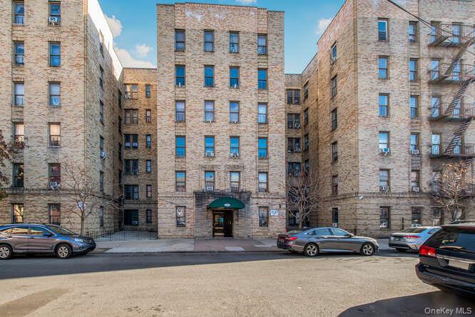 3230 Cruger Ave Unit 3K