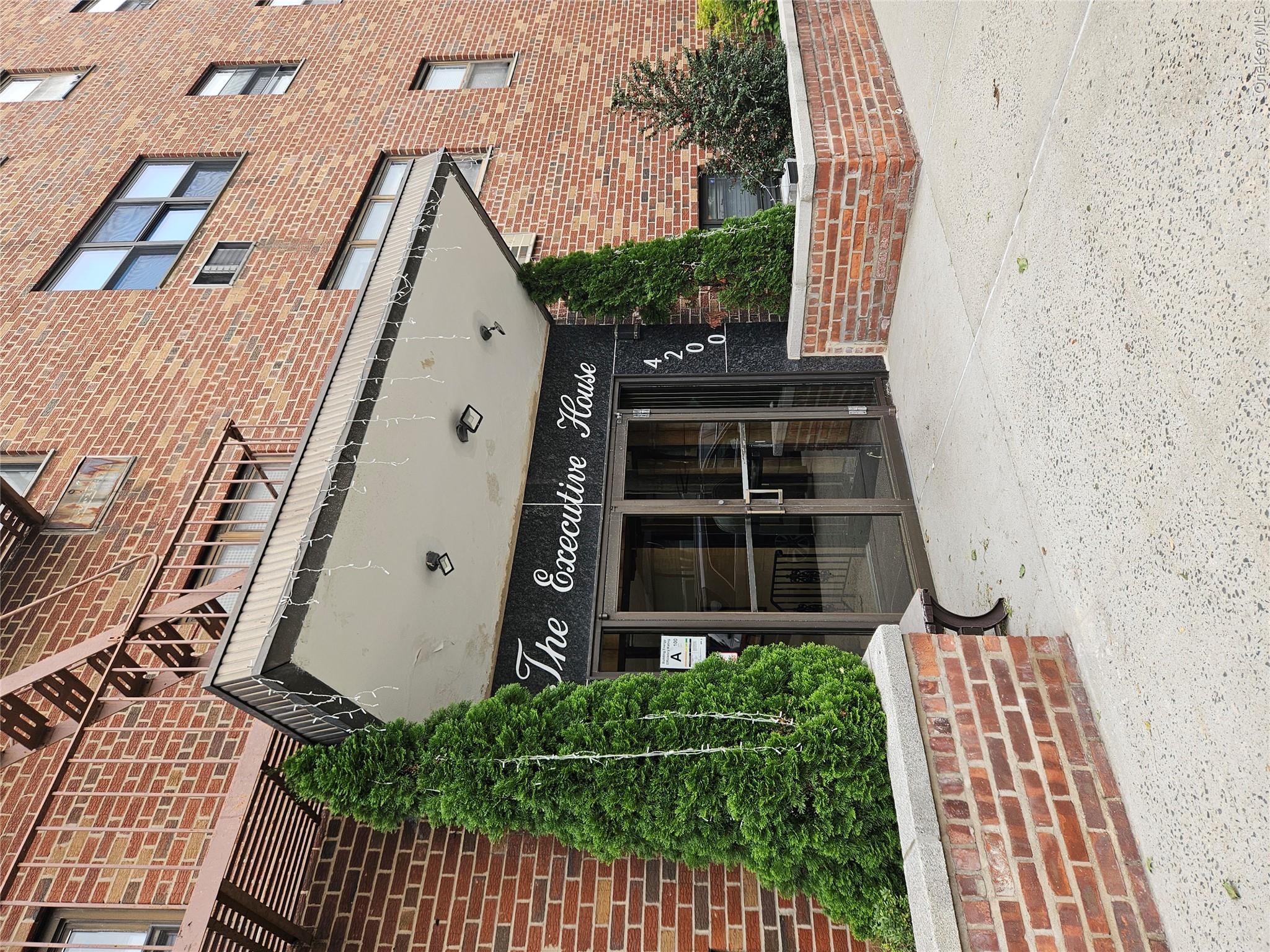 4200 Herkimer Pl Unit 7F