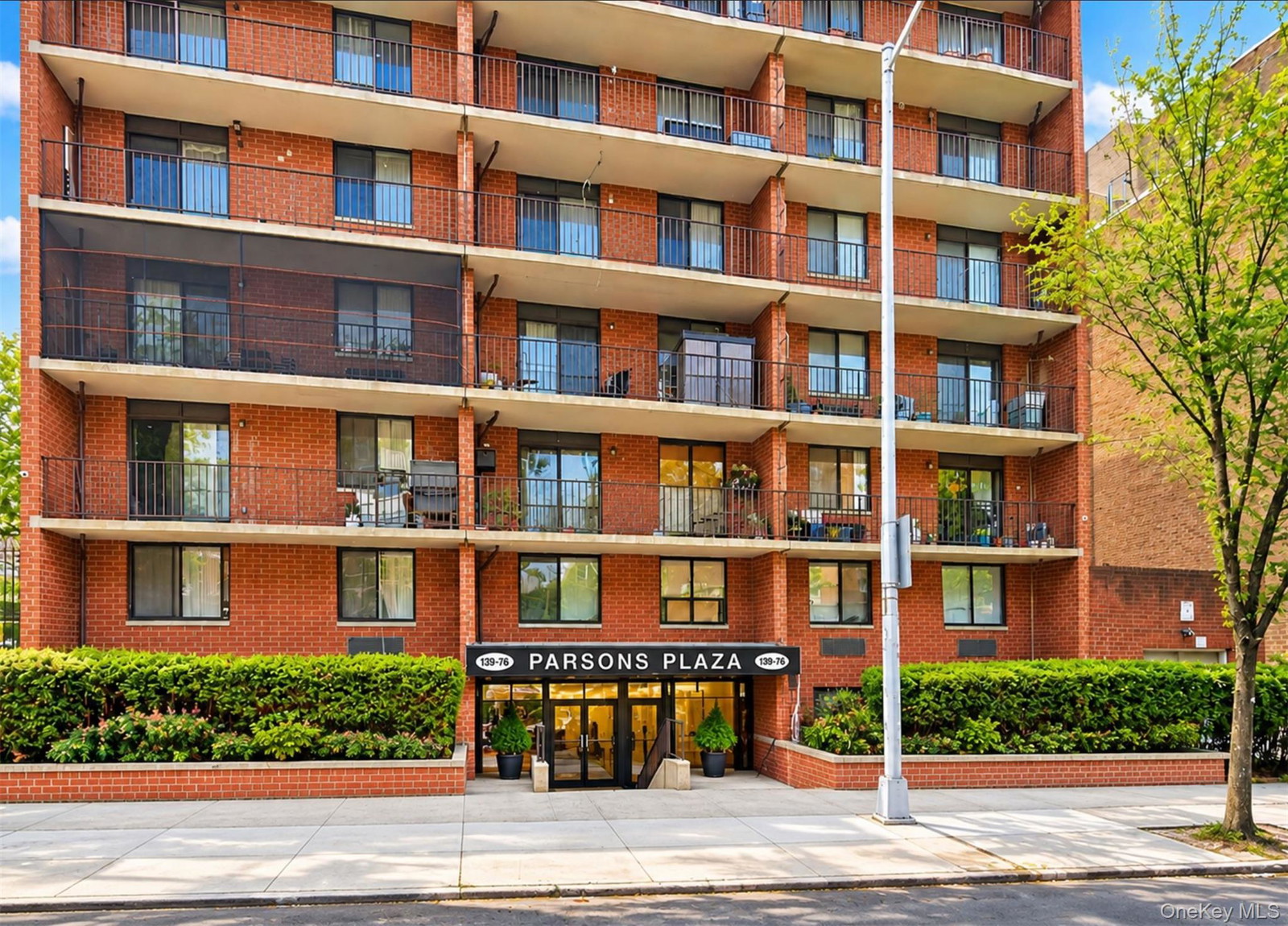13976 35th Ave Unit L1