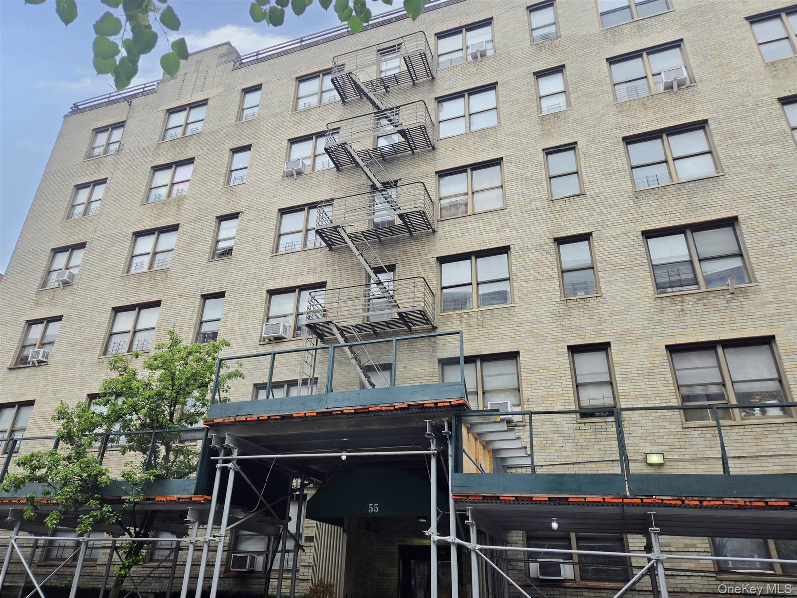 55 E 190th St Unit 45