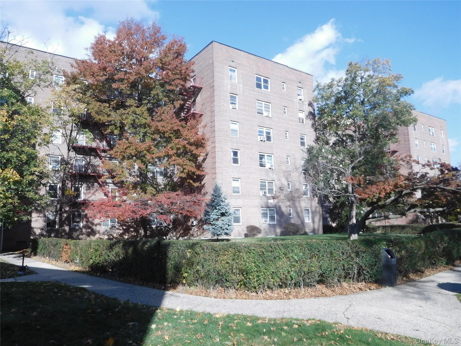 14735 38th Ave Unit B44