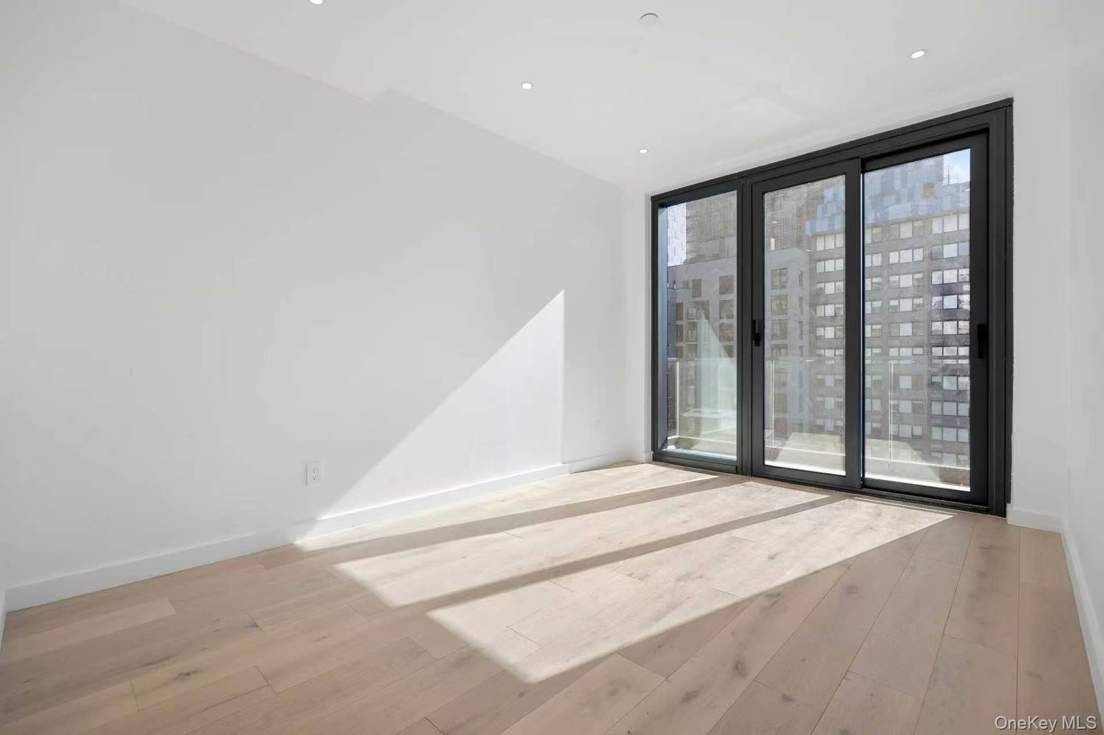 4262 Hunter St Unit 12A