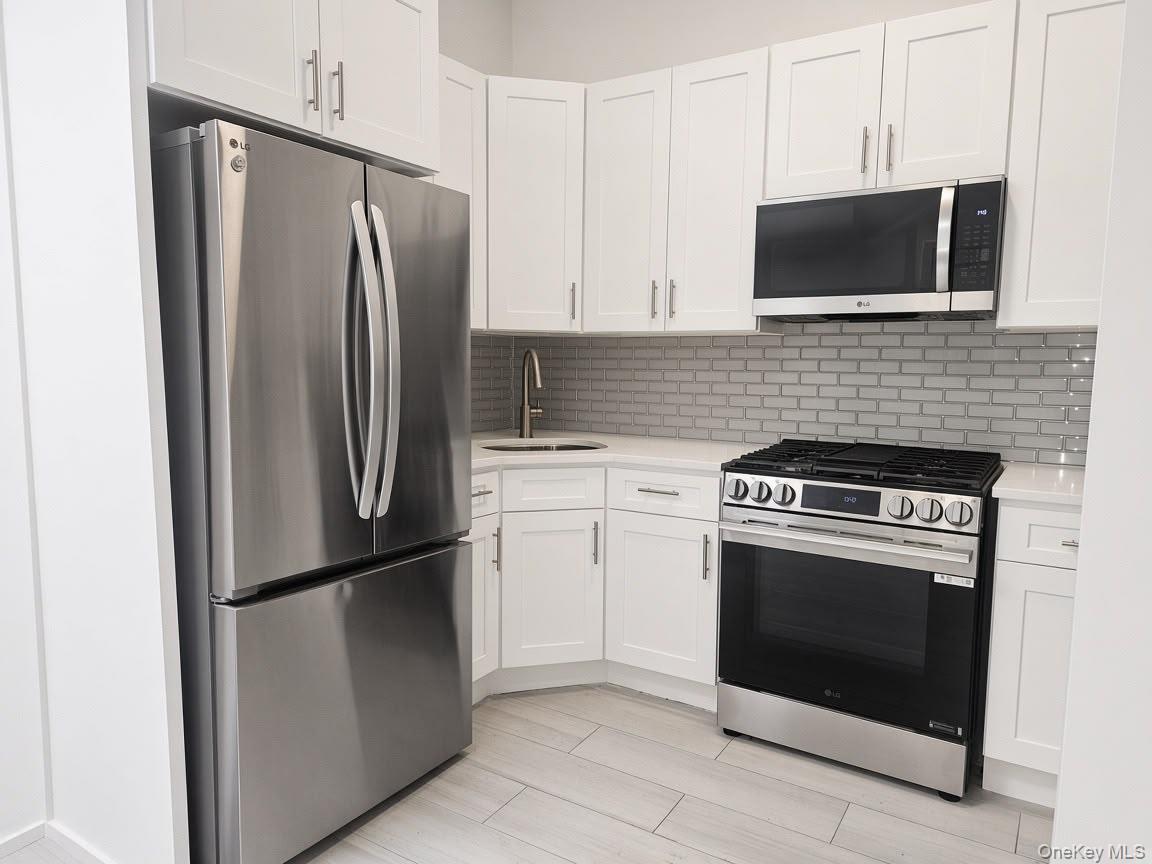 10203 Northern Blvd Unit 2F