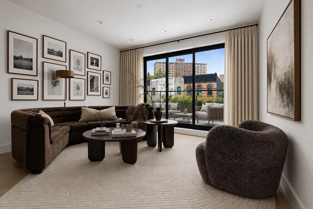 386 Kosciuszko St Unit 3A
