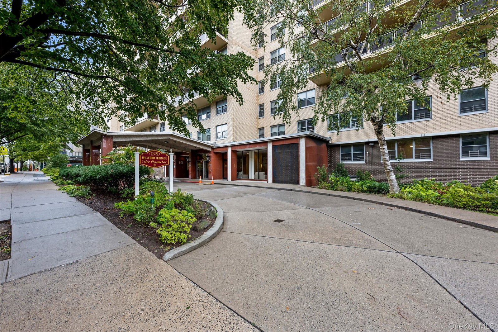 175-20 Wexford Terrace Unit 11A