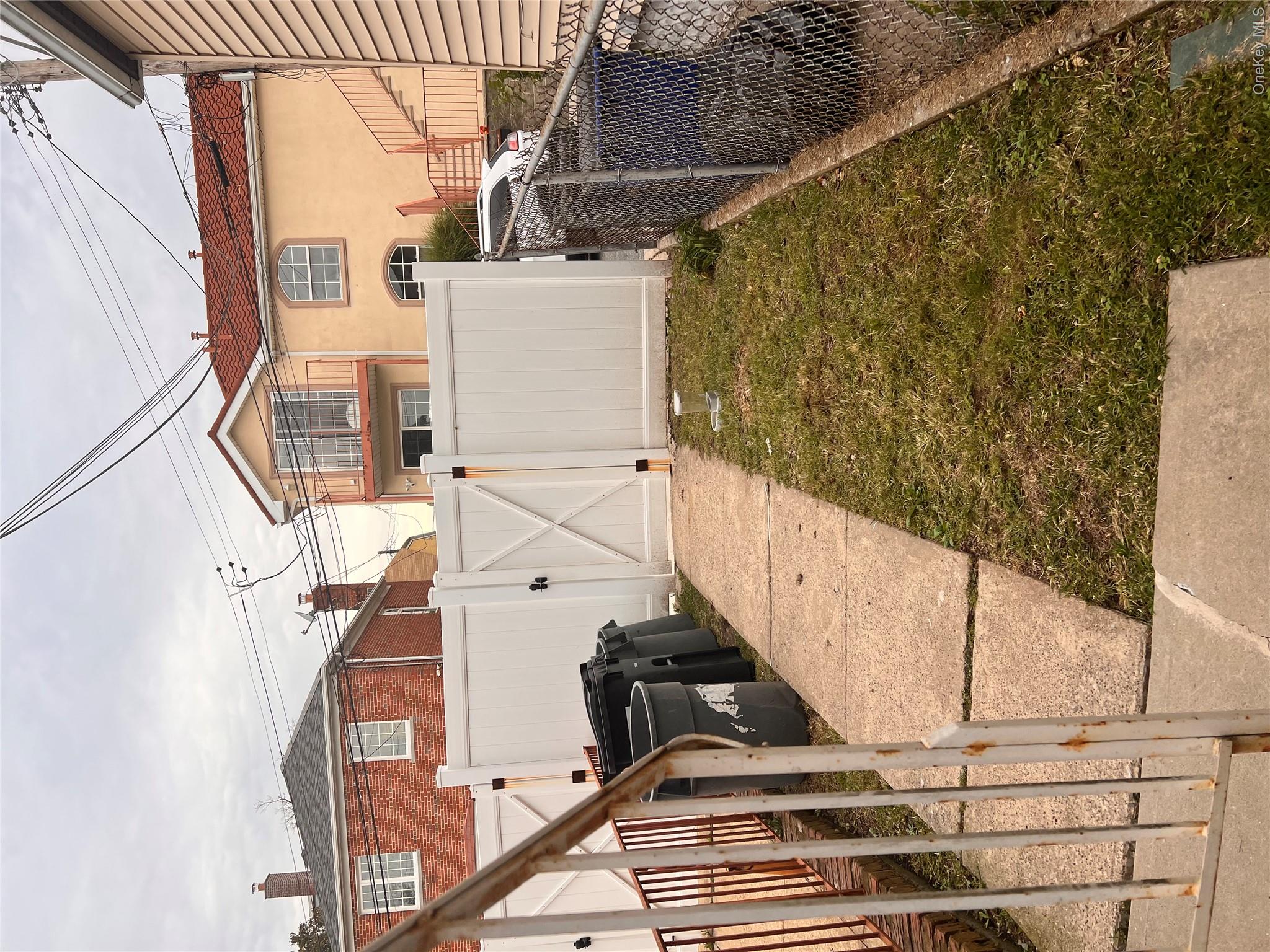3085 Bevy Pl