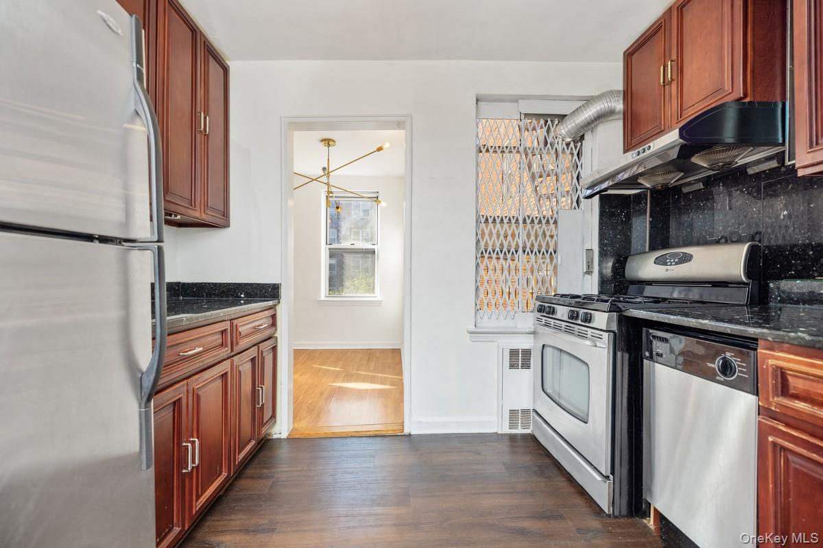 6710 108th St Unit 4A