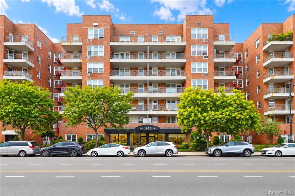 1625 Emmons Ave Unit Dd