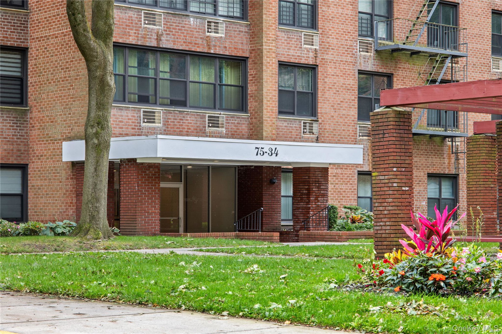 7534 Bell Blvd Unit 6H