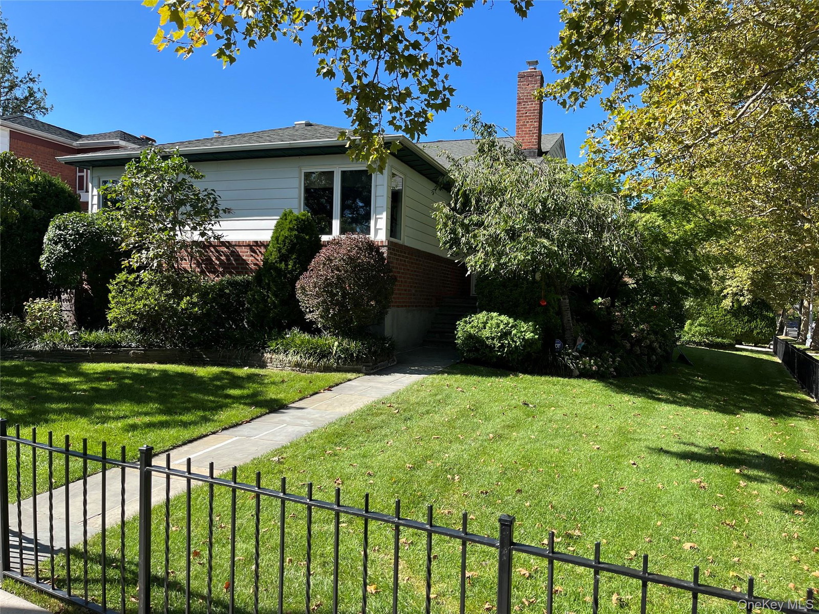 20953 28th Ave