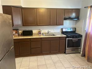 307 Fernside Pl Unit 1st