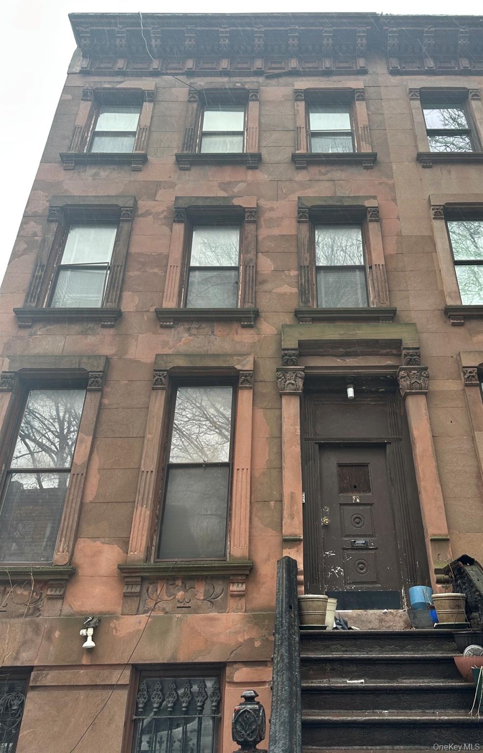 76 Macon St