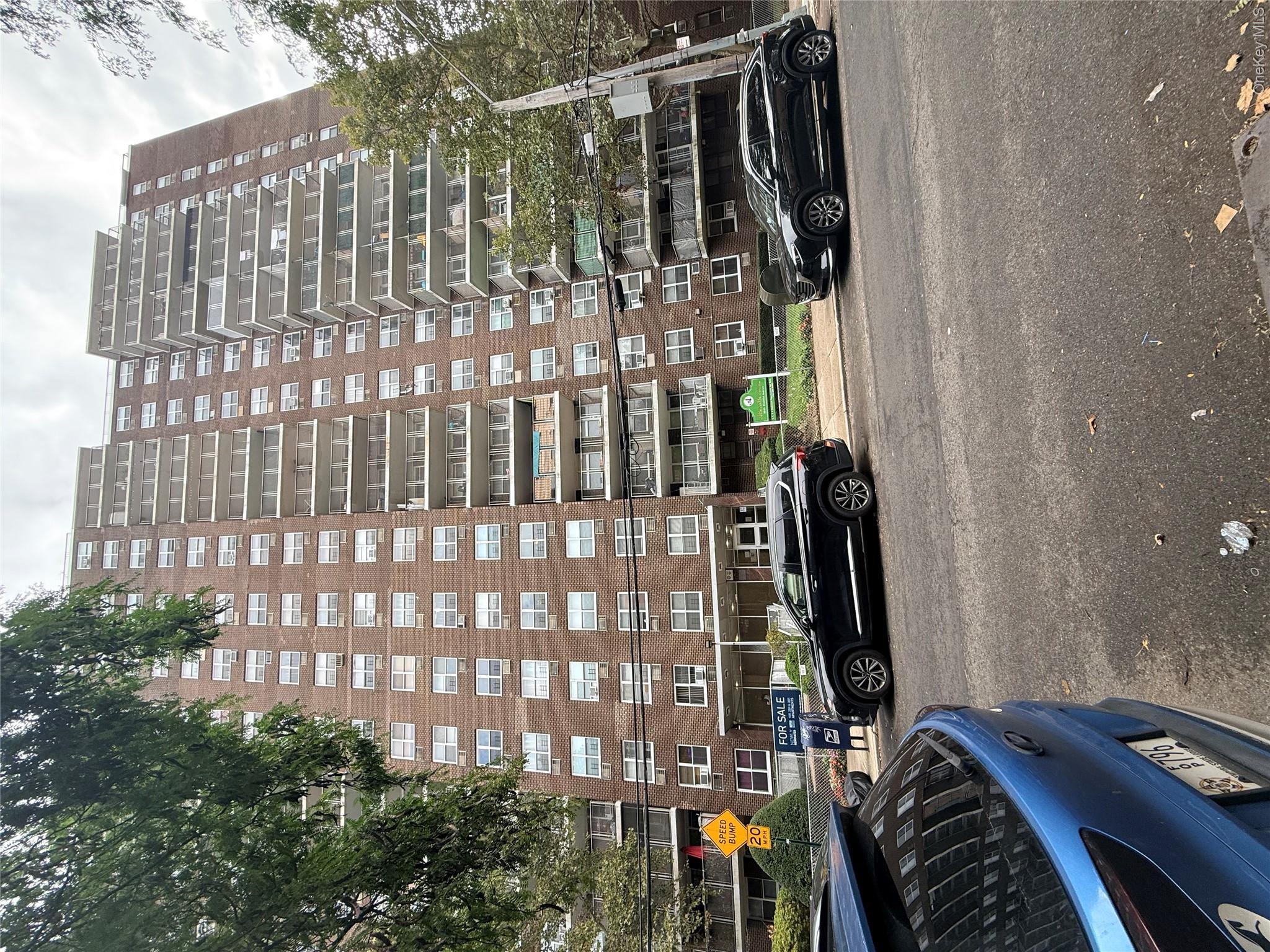 2550 Olinville Ave Unit 15H