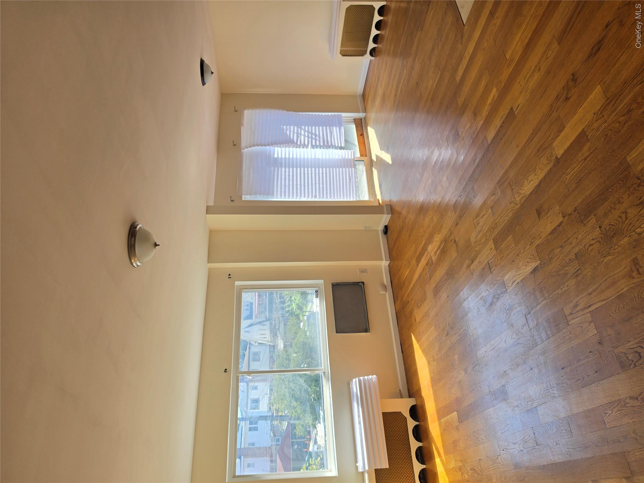 19525 Woodhull Ave Unit 2