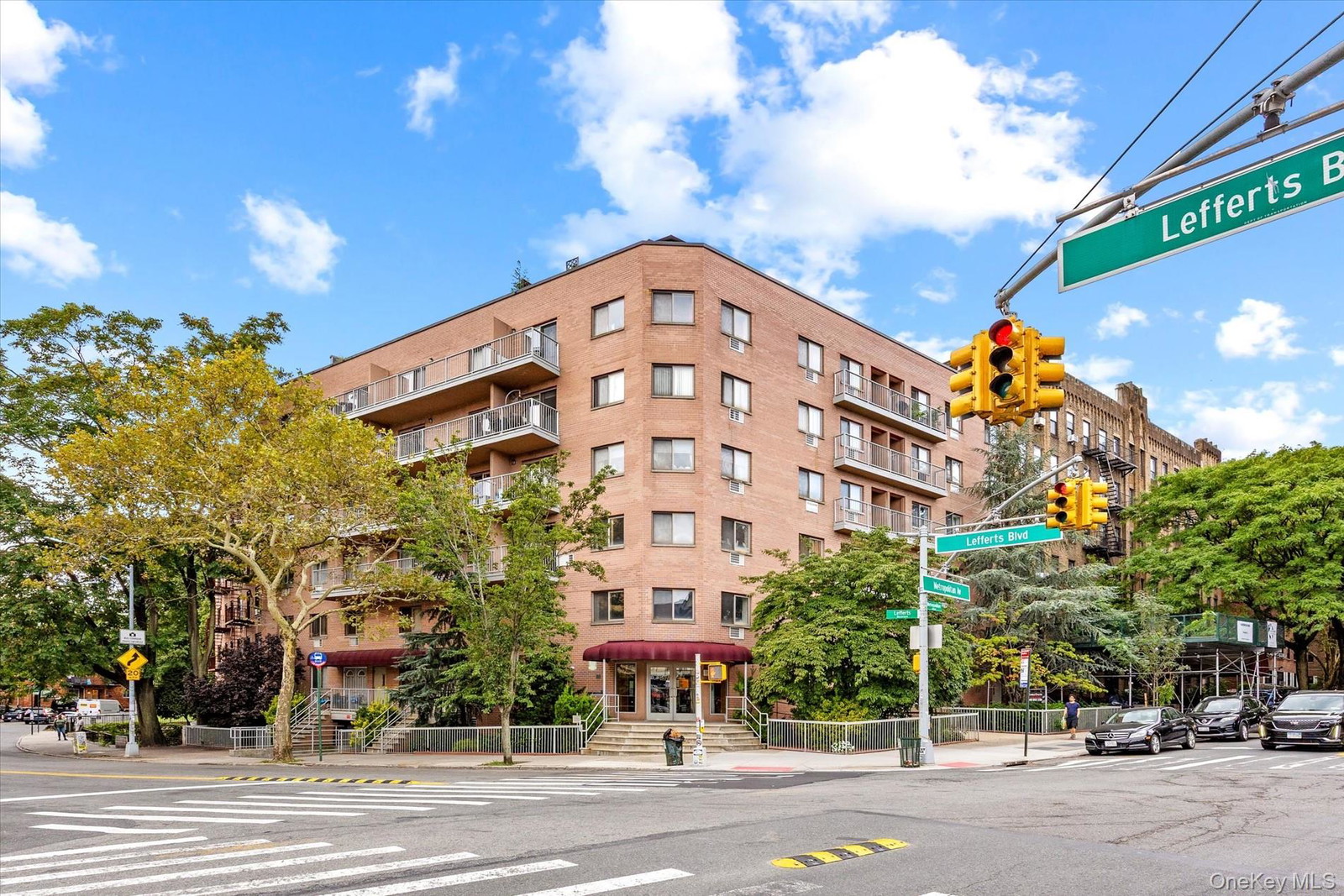 11882 Metropolitan Ave Unit 6G