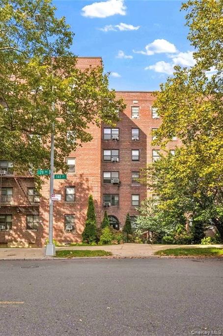 2808 141st St Unit 4C