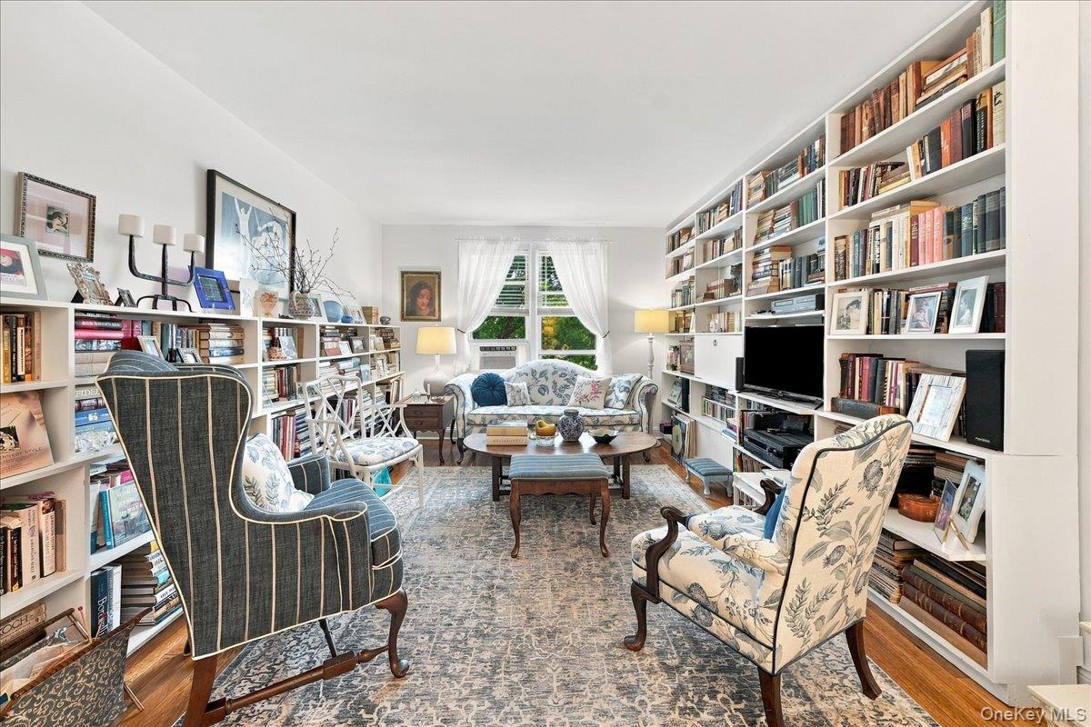 5621 Netherland Ave Unit 3D