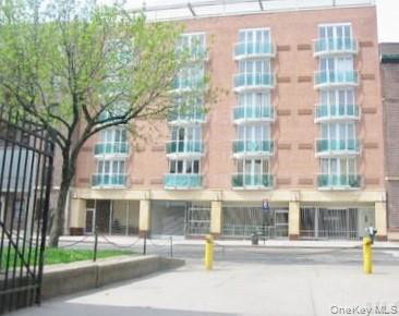 8820 Parsons Blvd Unit 2C