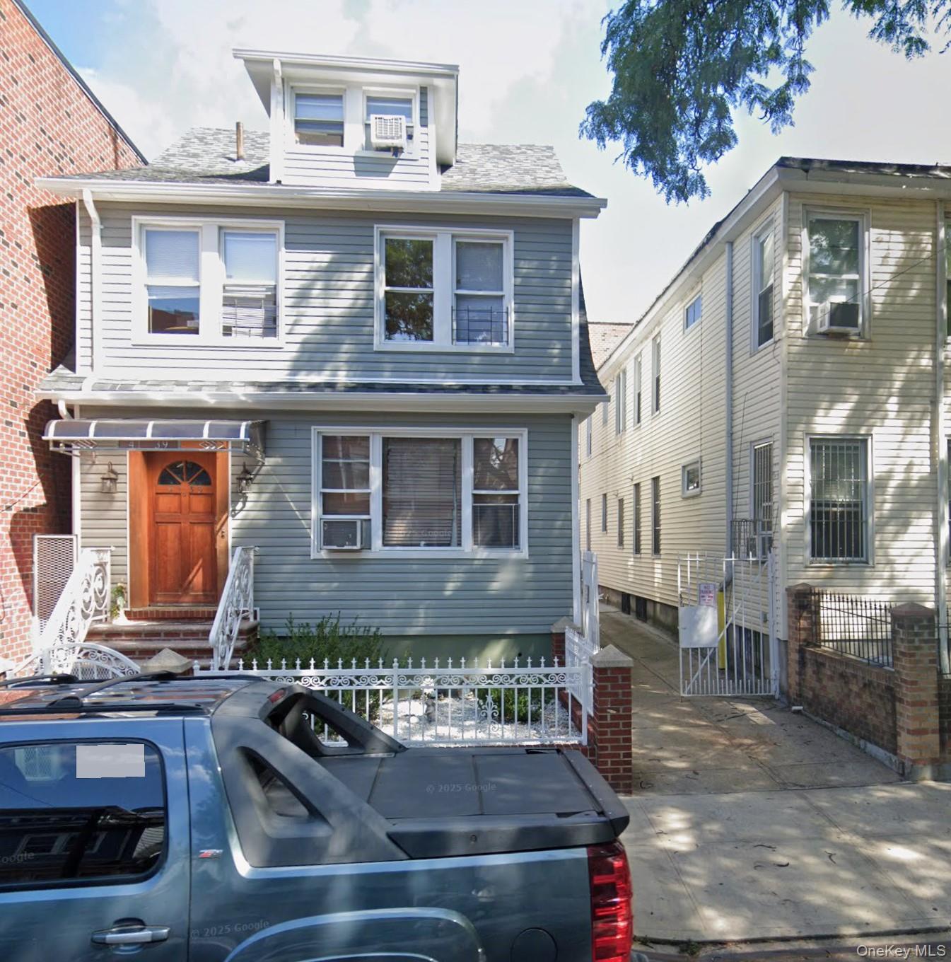 4139 Benham St Unit 1