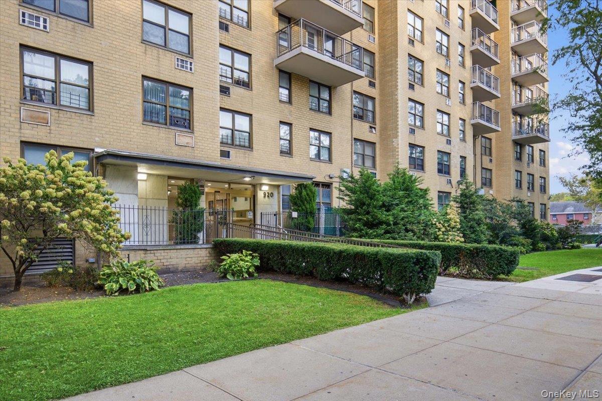 920 Metcalf Ave Unit 19A